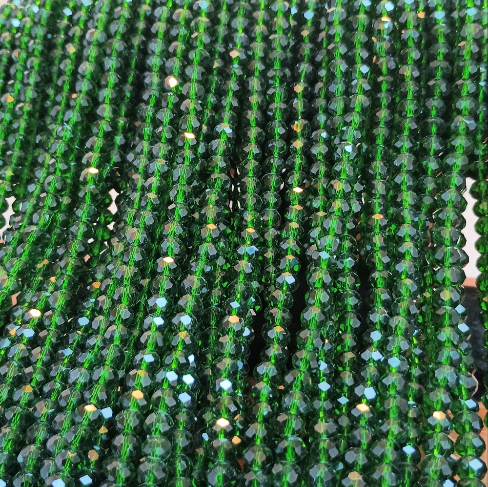 6mm Green Glass Beads 300pcs (NOT IN STRANDS)